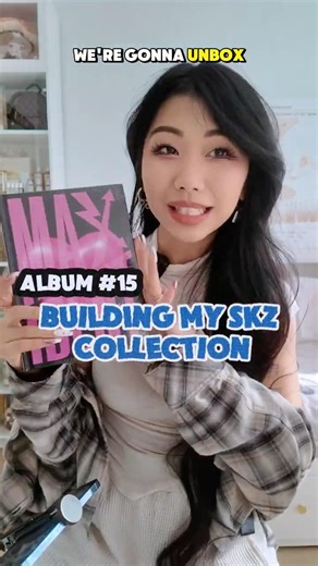 Is Lee Know Bias Wrecking Me?! 😭 | Stray Kids Maxident Album Unboxing
