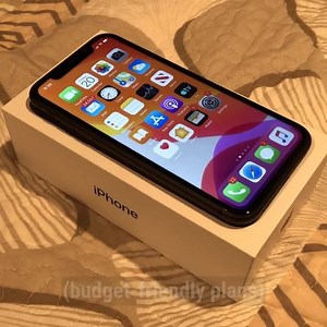 834K views · 568 reactions | Seniors are getting unlimited phone plans for as little as $10/month. | Nation.com | Facebook