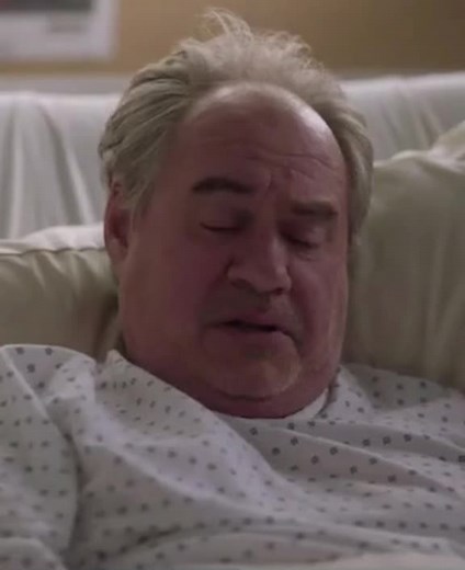 Os vídeos de pods.film (@pods.film) com traitor - Olivia Rodrigo