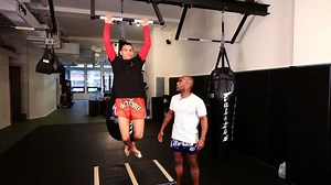 How to Do a Pull-Up Exercise for Shoulder Fatigue