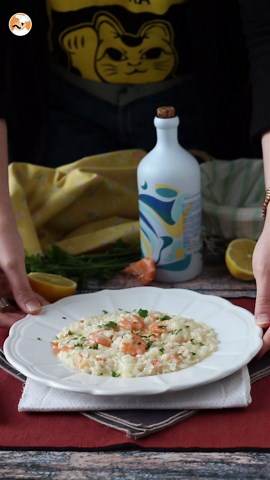 Shrimp and lemon risotto, the elegant and easy to prepare first course