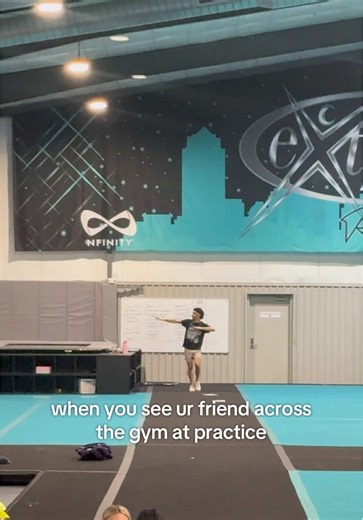 like hey girl I seee u from here #cheerleaders #practice #funny #cea #ssxcodeblackhiss @Richiiiii