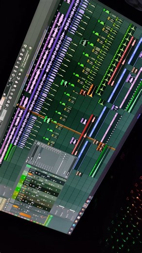 J (@jxmiqn)’s videos with original sound - J