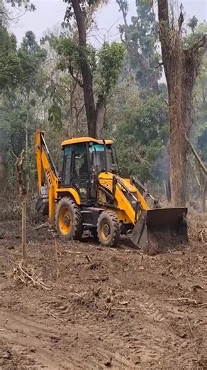 Amazing JCB Backhoe Working . . . #jcb #backhoe #trackhoe #loader #crawler #construction #heavyequipment #engineering #machinery #work #building #constructionequipment #constructionsite #constructionworker #constructionlife #constructiontools #constructionjobs #constructionsafety #constructionequipmentrental | JCB Backhoe Loader