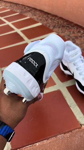 Alpha Huarache Elite 4 Mid 'White Black Blue Tint' - Stylish Baseball Shoes