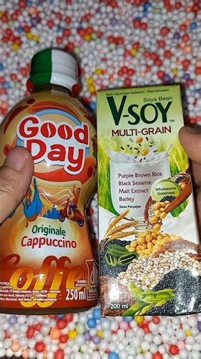 Found Good Day Originale Cappuccino coffee and V-Soy Multigrain in a box #snacks #snackhunting