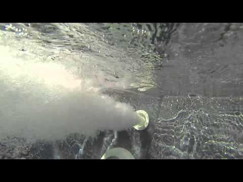 Démonstration nage a contre courant - Composite Pool