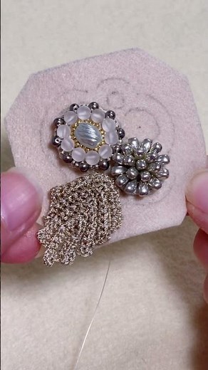 【ビーズ刺繍】花咲く庭をイメージしたブローチを作る #ビーズ刺繍 #ビーズ刺繍ブローチ #フェルト刺繍 #handmadeaccessoey #制作過程 #制作動画 #embroidery