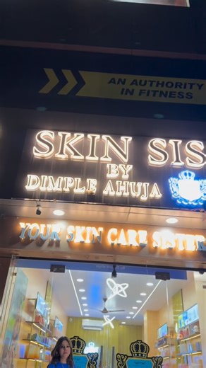 9558457834 8830000565,9875019234 Follow @thedimpleahuja Korean Skin Expert Contact for Korean treatment, Hair extensions, Microblading & Bridal Makeovers. Skin specialist: Dimple Ahuja ❤️ #koreanglassskin #skinwhitening #thedimpleahuja #trending #lasertechnician #cosmetology #gujarat #baroda #suratsmartcity | Ahuja Dimple Dilip