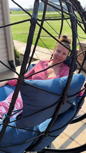 #outdoorchair #outdoorfurniture #eggchair #The