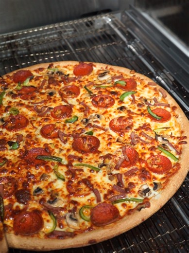 Delicious Halal Farmhouse Pizza in Barnet