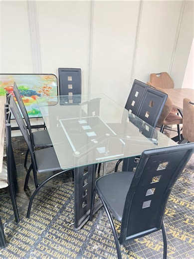 Amazing Clearance Offer on Dining Sets!