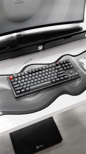 Great typing and gaming on the Keychron V3 8K TKL plastic keyboard #keychronv3 #mechanicalkeyboar...