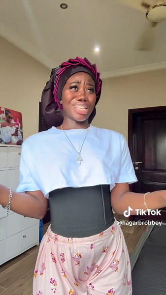 Texting My Boyfriend About My Prom Dress