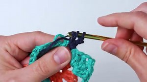 Granny Square Bandana (Free Pattern & Tutorial!)