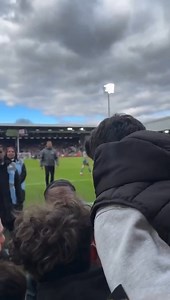 Mathys Tel coming over to the Spurs away fans saying we need to all stick together. He’s right of course and fair play to a 19 year old loanee coming over to the fans. More senior players went straight down the tunnel Video courtesy of Spurs Army on X | Spurs Updates