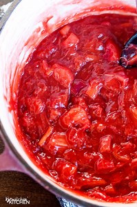 Strawberry Rhubarb Pie Filling | The Bewitchin' Kitchen