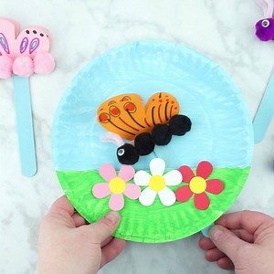 FLUTTERING BUTTERFLY CRAFT -Fun, interactive spring craft! The butterfly wing pattern is free to our newsletter subscribers. https://iheartcraftythings.com/paper-plate-fluttering-butterfly-craft.html | I Heart Crafty Things