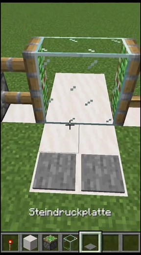 How to Make Sliding Doors in Minecraft