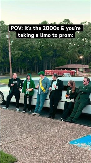 POV: It’s the #2000s & you’re taking a limo to prom. #nostalgia #2000sfashion #millennials