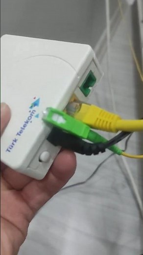 fiber internet ont device / fiber-to-ethernet converter