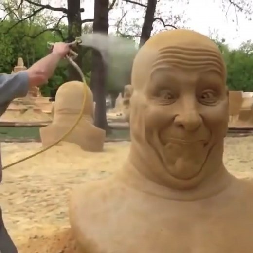 Amazing sand sculpture by Ray Villafane. Villafane is best known for his ground breaking pumpkin carvings. But his forays into sand, straw and clay are fantastic as well. @villafanestudios • Here is a clip of my sand sculpture getting sealed with some watered down glue upon completion. This step is not necessary when creating sand sculptures that are protected from the elements. Needless to say it rained like crazy in Germany during this event. Regardless this was such a fun and relaxing sand sc