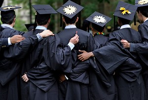 First-generation college students are not succeeding in college, and money isn’t the problem