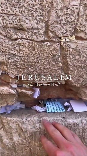 🕍 Jerusalem: The Western Wall – A Sacred Place of Prayer 🇮🇱🙏