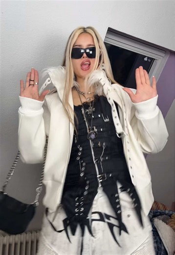 Keep rollin!! #outfitcheck #limpbizkit