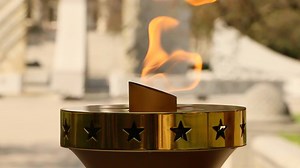 43K views · 212 reactions | The 3,200 mile Indiana Bicentennial Torch Relay is now underway! Six schools in the Purdue University College of Engineering participated in the design and production of the flagship torch beginning in 2015. Learn more: bit.ly/relay-facts | Purdue Engineering | Facebook