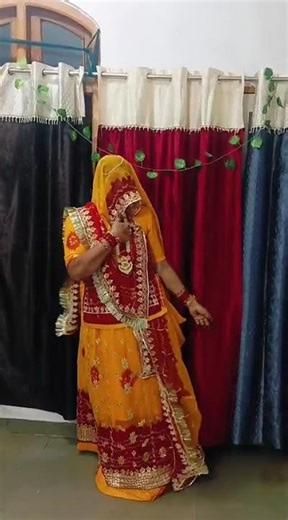 #sorts#dance rile# Surat se mehna pehchano gai😍😍😍