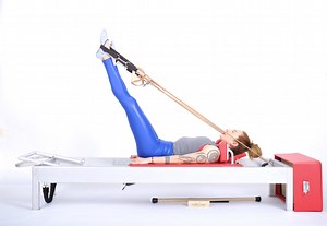 Frogs and Circles on the Reformer | Online Pilates Classes