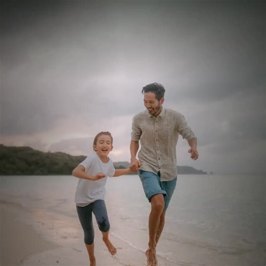 Antibody against the GABA-A receptor is a biomarker of autoimmune encephalopathy that occurs across the lifespan and disproportionately affects children. In this test-specific episode of the "Answers From the Lab" podcast, Dr. Andrew McKeon explains how Mayo Clinic Laboratories' GABA-A receptor antibody assay aids in the diagnosis of this serious but treatable condition. https://bit.ly/3ToIt58 | Mayo Clinic Laboratories | Facebook