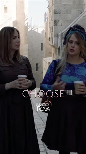 Jamie Geller on Instagram: "Ariella Zeitlin, an incredible violinist with a powerful story, has faced immense challenges. Despite it all, she continues to share her light through music and faith. In the latest episode of Jamie in the Rova, we dive deep into her journey to sobriety and the inspiration behind her newest album. Click on the link in my bio to watch the full conversation!"