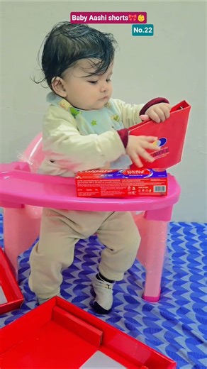 Toothpaste unboxing by baby Aashi #colgate #unboxing #babyshorts