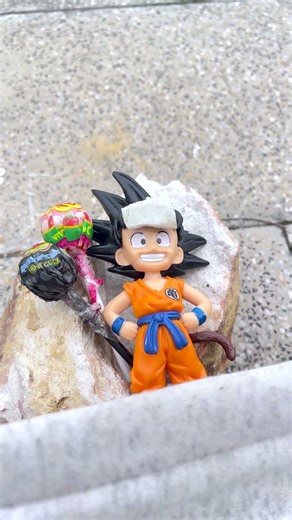 😂Goku is sick and needs care.?