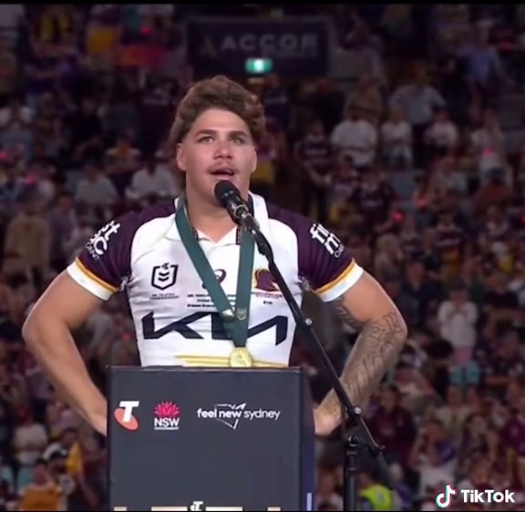 Reece Walsh's Stunning NRL Performance Highlights