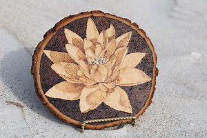 Wood Burned Flower | Lily | Pyrography | Handmade - Etsy