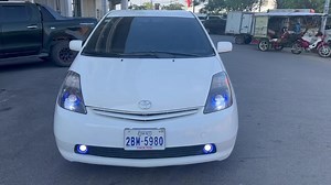 1.4K views · 48 reactions | សួរស្តីបាទ! 2004 full option តម្លៃពិសេស...