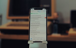 Unc0ver Vs Checkra1n iOS 13.5 Jailbreak Comparison