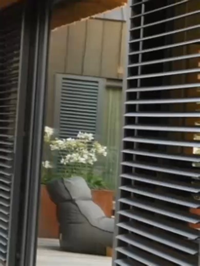 Aluminium and Glass Louvers Services in Dubai