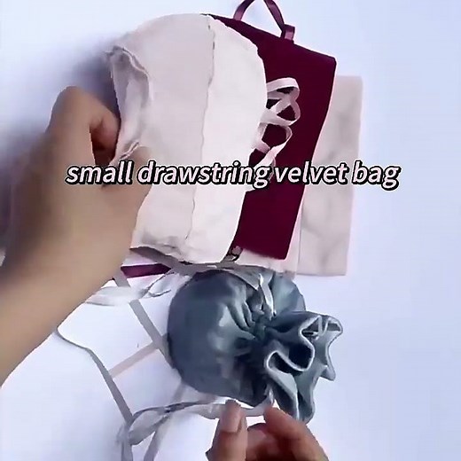 🎁 Luxury Velvet Drawstring Bags – Custom Logo Available! 💼✨