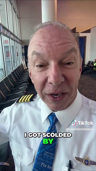 Understanding Maximum Taxi Speeds for Aircraft