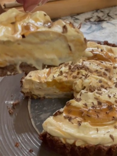 salted caramel vanilla cheesecake simple and flavoursome recipe to enjoy with the family over the next few days. check the recipe on my website link in my bio #kevindundon #kevindundonrecipe #ireland #irishchef