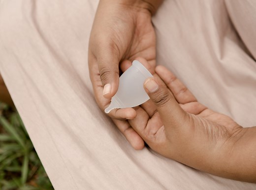 How To Use A Menstrual Cup for Beginners: Guide by A Cup Expert
