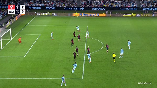 Celta Vigo take advantage of Barça red card with two quick-fire goals