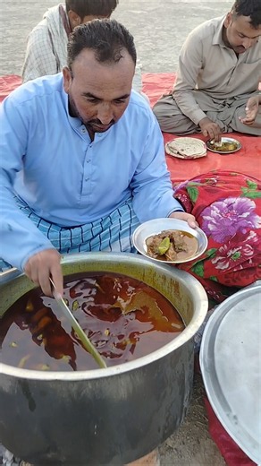 Nalli Paya Mutton Ka Badshahi Flavour 😍 Desi Ojri Aur Makhni Roti #foodshorts #streetfoodpk #pkfood