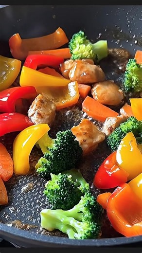 "My husband and I could barely walk back into the kitchen after dinner because we ate so much of this! Haha. It's too yummy to resist!" I post recipes frequently. Don’t miss the next one! | Cook Recipes