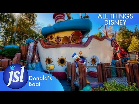 Donald's Boat: Disneyland (4K)