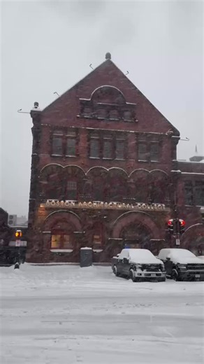Our campus was particularly beautiful the last two days! We are thrilled to have our students and faculty back on campus/online today and hope everyone had a safe and enjoyable snow day! #boston #architecture #college #design #designstudent | Boston Architectural College